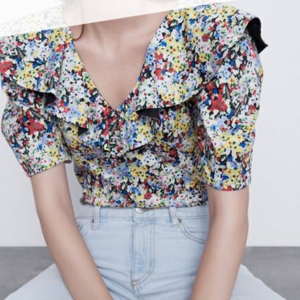Floral ruffle bodysuit